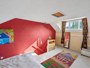 Photo 12- click for photo gallery